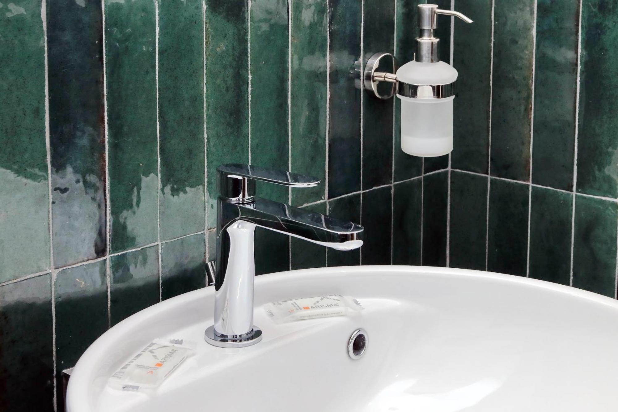 Ych-Montebello - Rooms Roma Ngoại thất bức ảnh